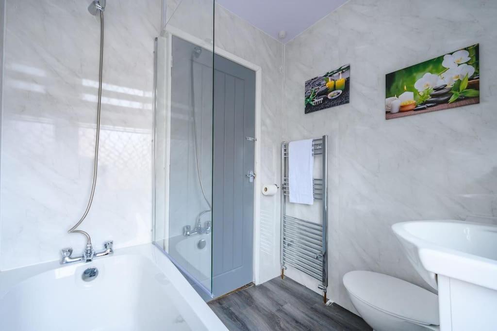 -16Pt- For Your Relaxed & Cosy Stay & Free Parking Λιντς Εξωτερικό φωτογραφία
