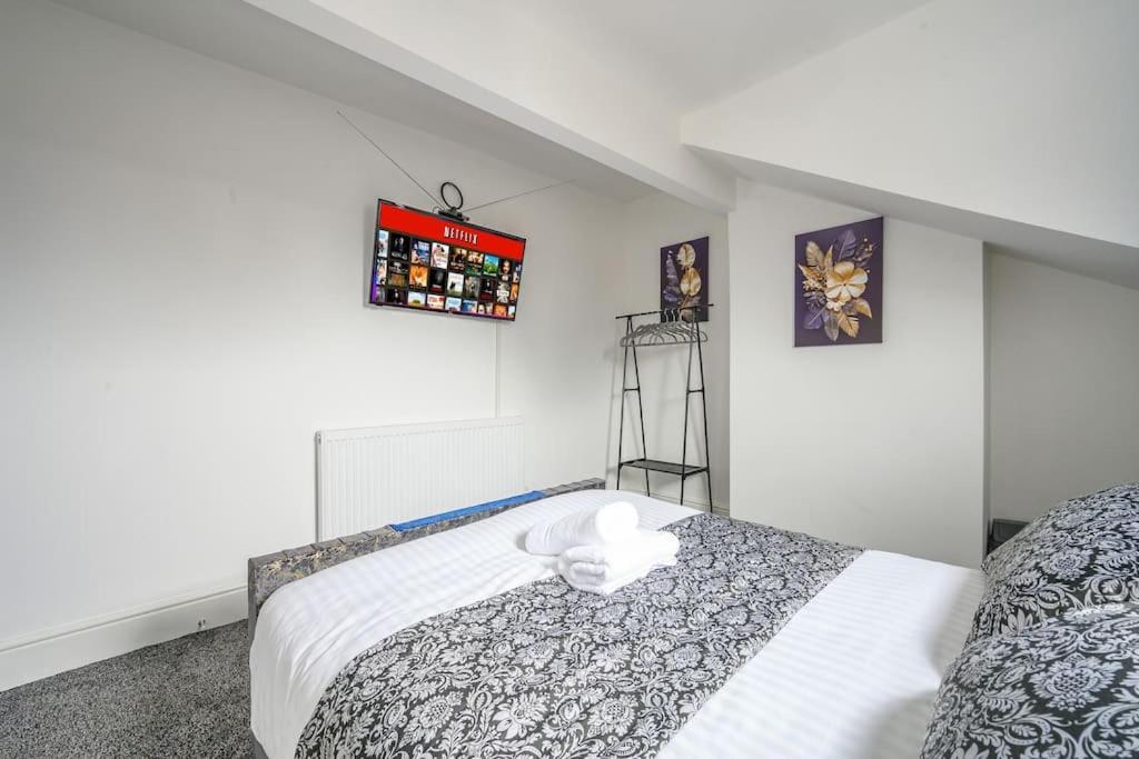 -16Pt- For Your Relaxed & Cosy Stay & Free Parking Λιντς Εξωτερικό φωτογραφία